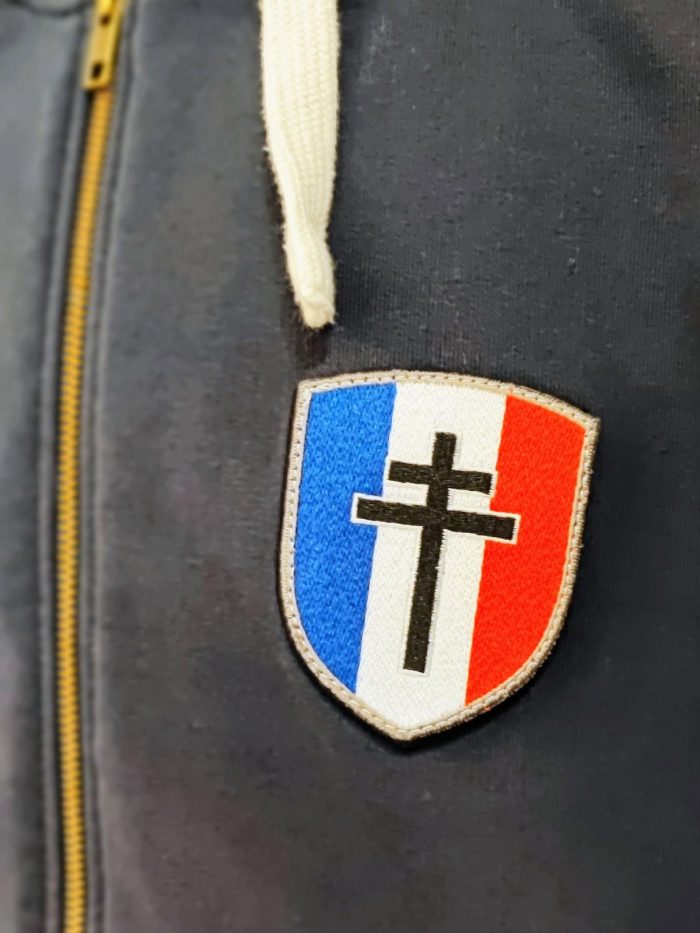 Petit Ecusson Croix de Lorraine – vue 4 – Amalric