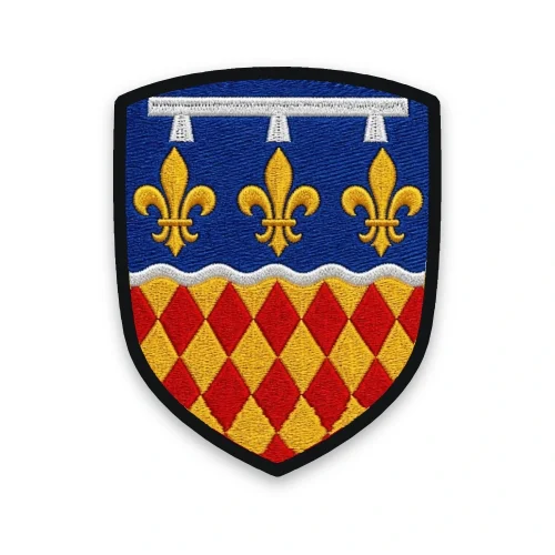 Écusson de la Charente brodé – armes de l'Angoumois traversées par la Charente