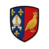 Écusson de la Charente-Maritime brodé – mitre de Saintonge et perdrix couronnée d'Aunis